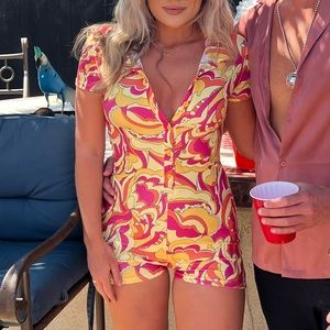 Groovy romper